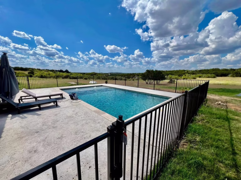 How to Choose the Right Fence for Your Property in Graham, Texas